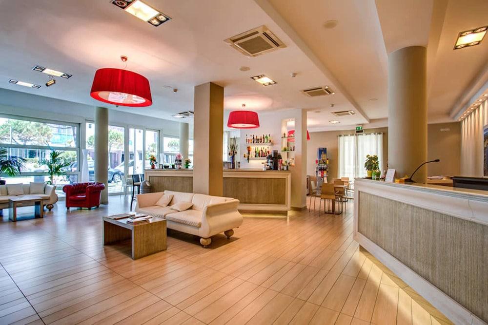 Fiamma & 4* Cesenatico