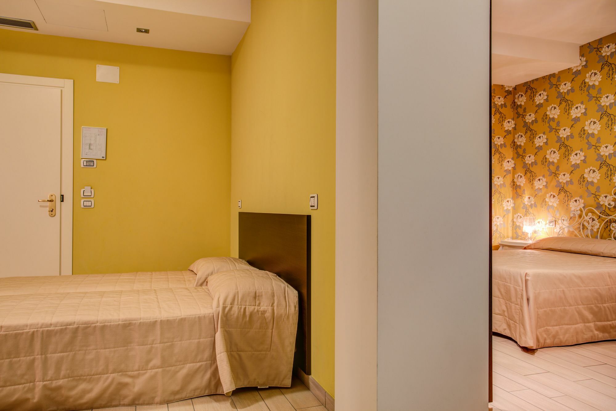 Hotel Fiamma & 4*